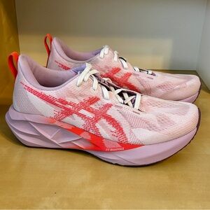 ASICS Novablast 5 Running Shoes